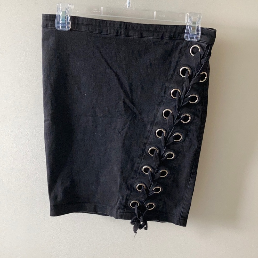 Switchblade Stilleto black stretchy mini skirt